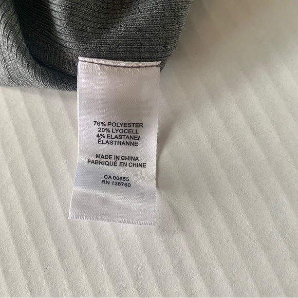 RW&CO. Grey Ribbed Fitted T-Shirt - Picture 2 of 7